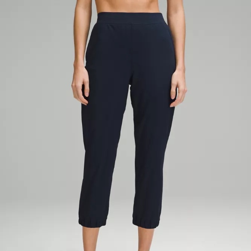 SALE - NWT Lululemon Adapted State High Rise Cropped Jogger